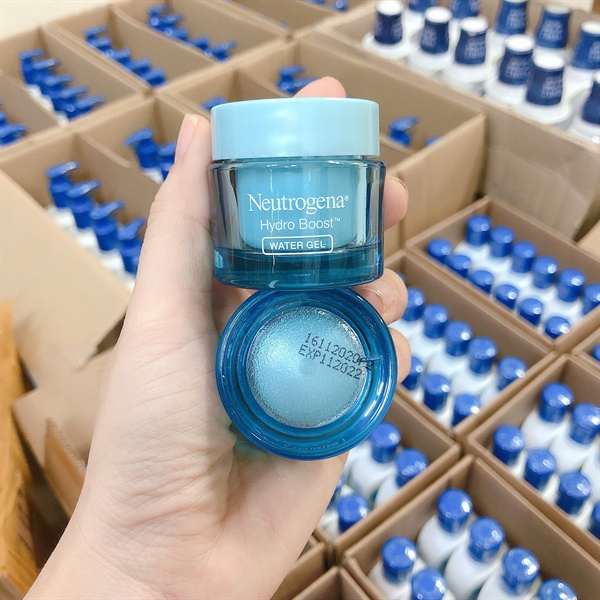 Kem dưỡng ẩm Neutrogena Hydro boost water gel mini 15g