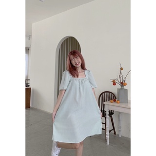 D12 - đầm caro mint