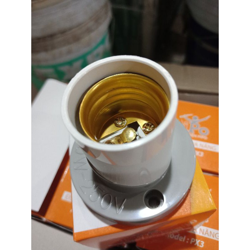 Đuôi đèn xoáy bắt tường đa năng PiPo (xoay 180 độ)