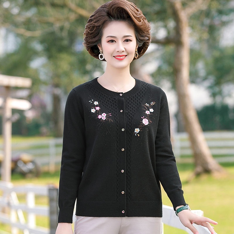 Mẹ mặc áo len dệt kim mùa thu áo sơ mi thêu đáy áo len mới của phụ nữ trung niên và cao tuổi