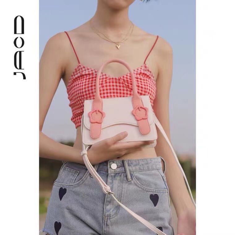 Túi Đeo Chéo Hình Vuông Nhỏ Thiết Kế Đơn Giản Mẫu Mới 2022