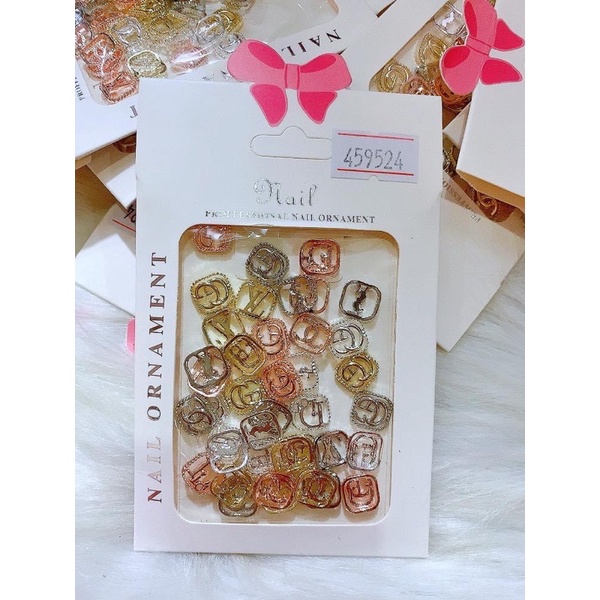 charm thương hiệu trang trí móng mẫu mới