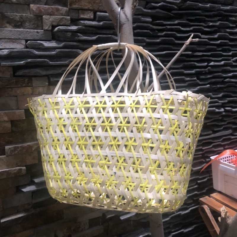 Giỏ tre đựng quà mộc mạc và ấn tượng giá sỉ | BigBuy360 - bigbuy360.vn