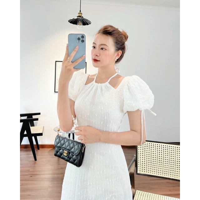 Đầm dự tiệc ren kim cương cổ yếm siêu xinh