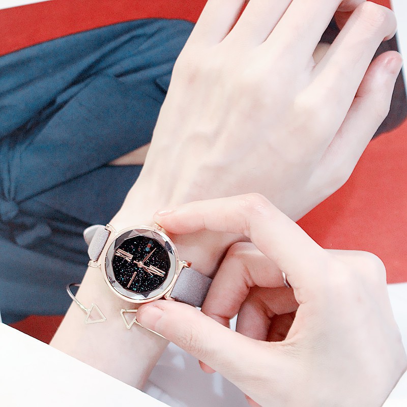 Đồng hồ nữ 1102 dây da lộn mặt tròn 3D | BigBuy360 - bigbuy360.vn