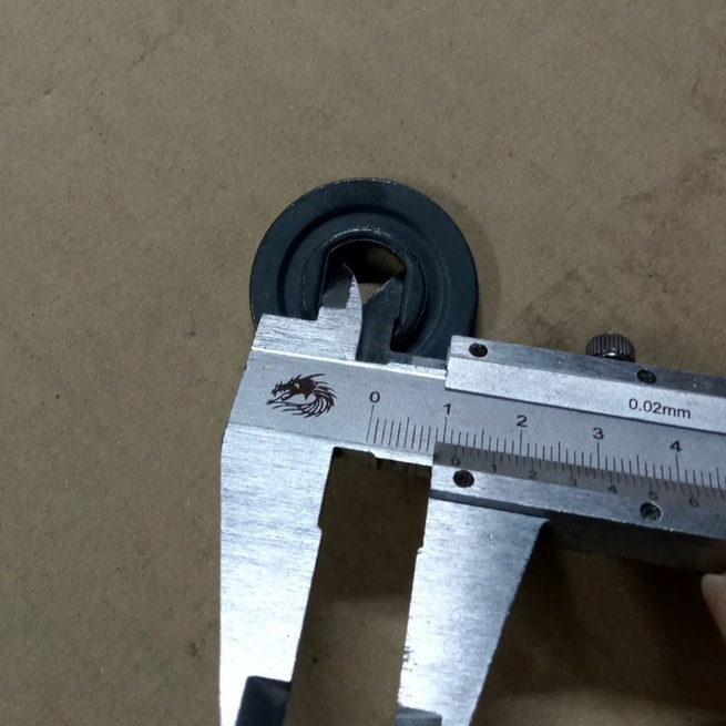 Ốc hãm đá máy cắt bàn