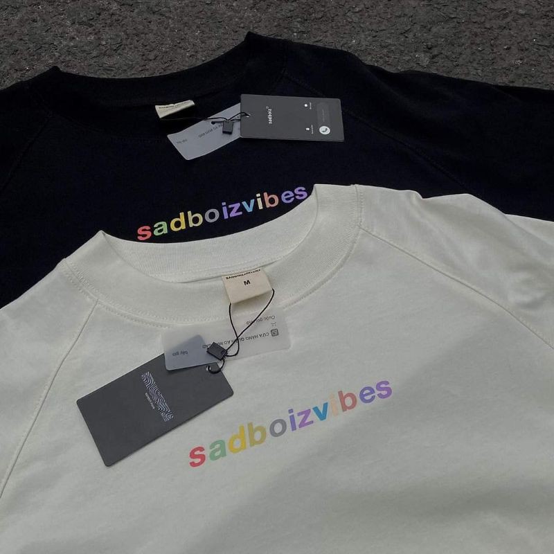 Áo thun SADBOIZVIBES TEE - WHITE /BLACK ( Mua trên 2 kèm tote) | BigBuy360 - bigbuy360.vn