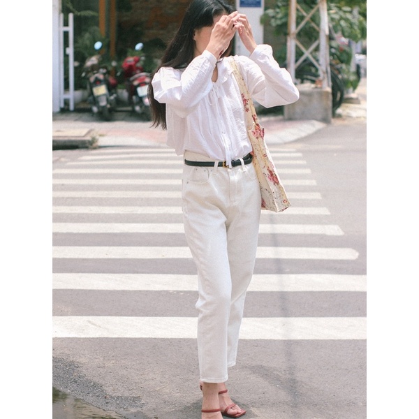 Ariustees- Quần Creamy Straight Jeans