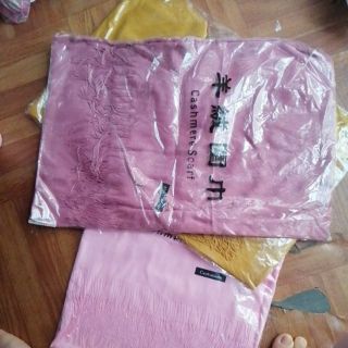 Khăn thời trang quàng cổ siêu nhẹ