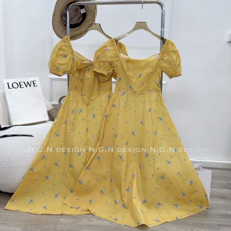 Váy hoa cổ vuông nơ lưng