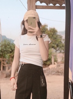 Áo thêu chữ rút eo