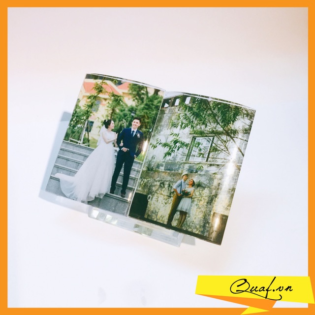 In ảnh lên pha lê sách