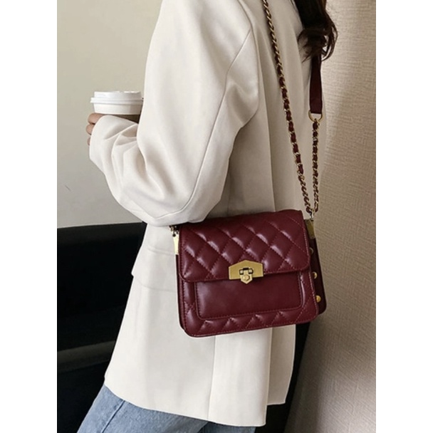 Túi đeo chéo khóa gấp ô trám ulzzang phiên bản đỏ cao cấp chất da mềm tay nhiều ngăn