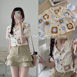 Áo len móc croptop/Áo len móc hoa vintage