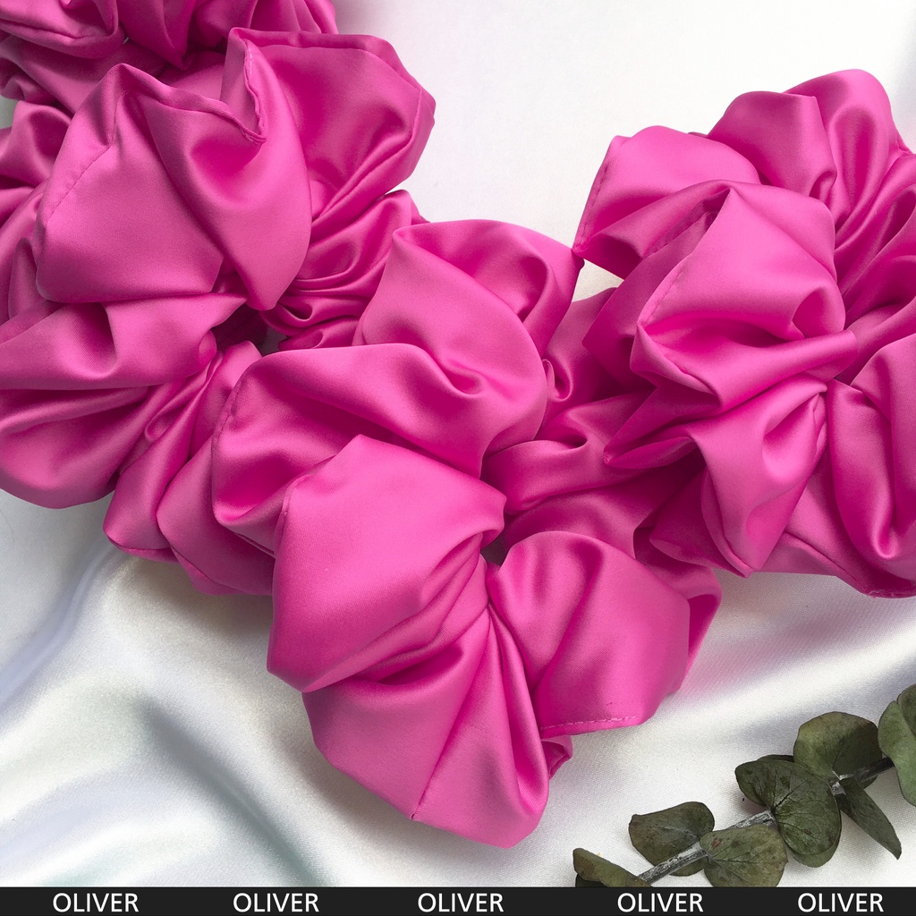OLIVER - Dây chun buộc tóc Satin lì Scrunchies Handmade I Hot Pink