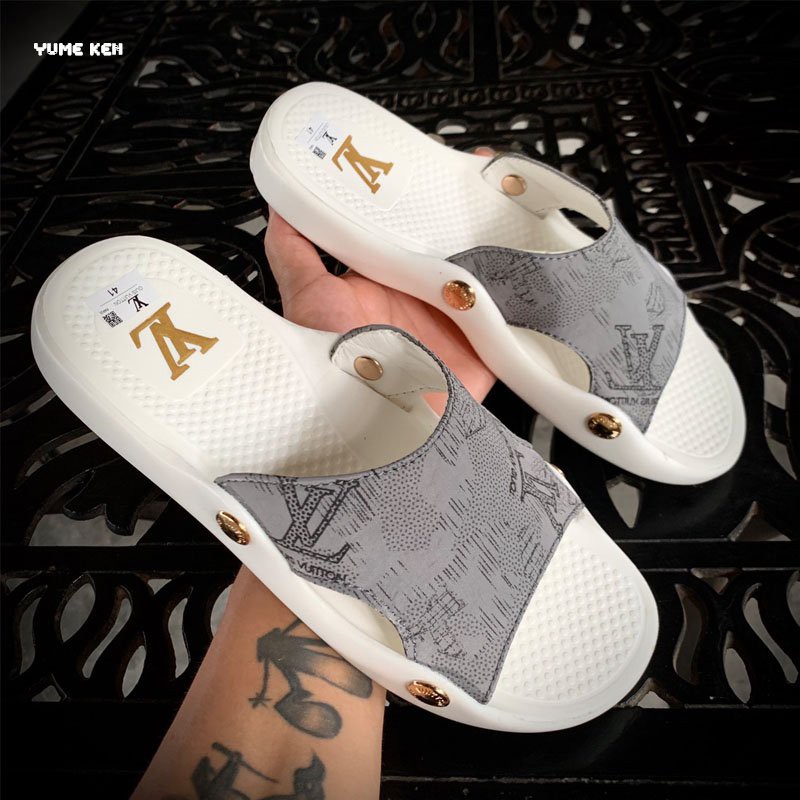 Dép Nam LV Trắng Siêu Nhẹ Thoáng Khí - Thiết Kế Sang Trọng Thời Trang Đẳng Cấp