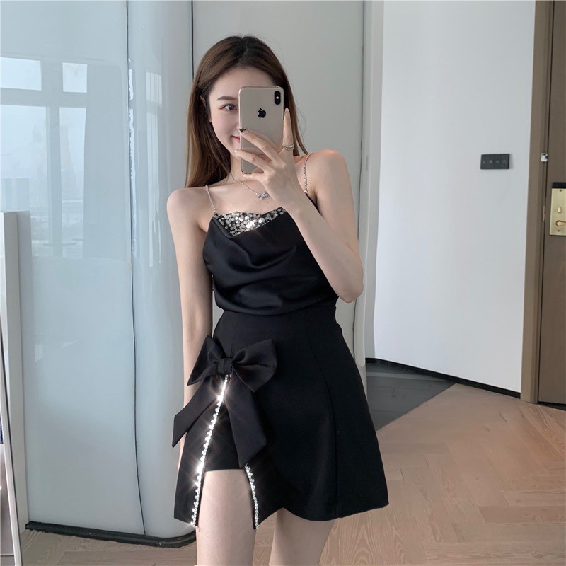 🎀 Chân váy nơ xẻ đùi viền đá bling tiểu thư