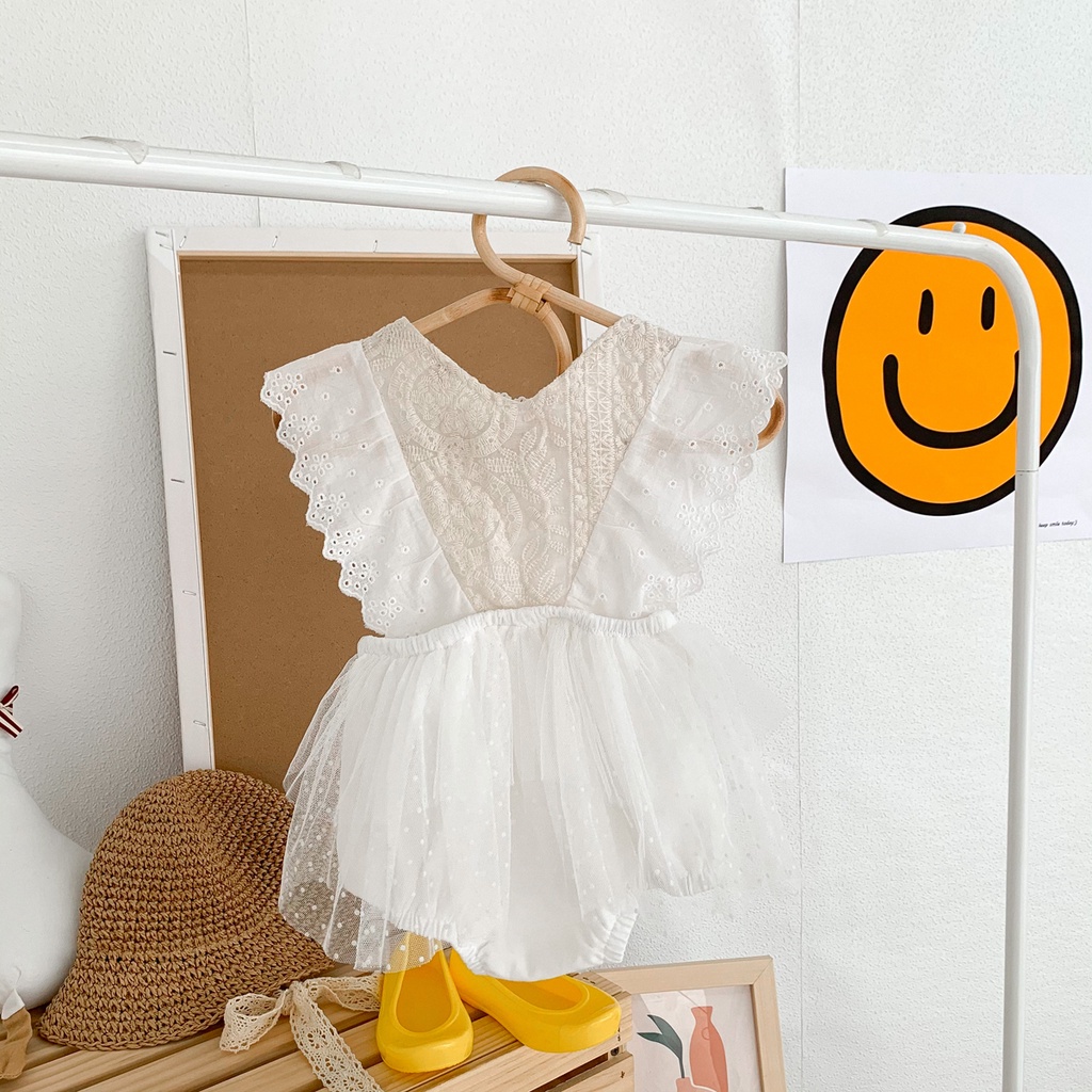 Áo Liền Quần Phối Ren Cho Bé Mới Sinh