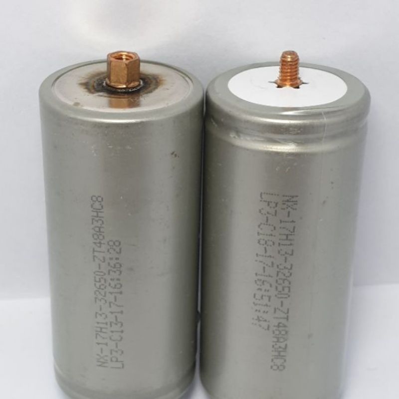 CELL PIN SẮT LIFEPO4 32650 - DUNG LƯỢNG 5000 -- 6000mah- 3.2V XẢ CAO ĐẦU VÍT