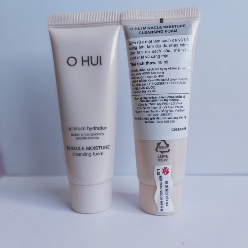 Sữa Rửa Mặt Dưỡng Ẩm Da OHUI Miracle 40ml
