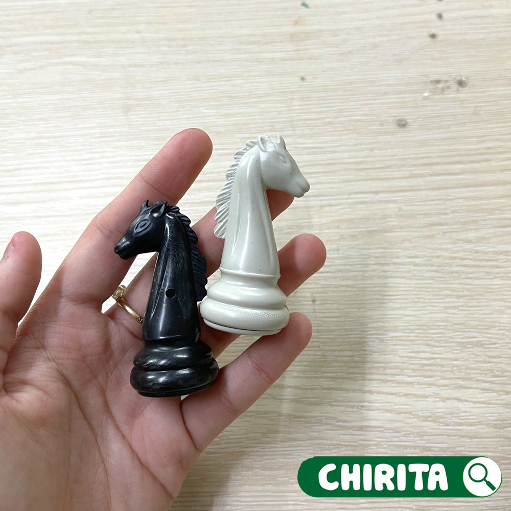Bàn Cờ Vua Quốc Tế Nhựa Cao Cấp Kèm Quân Cờ Trung Lê - Bộ Cờ Vua Mini/ Size Lớn Boardgame - Đồ Chơi Trí Tuệ CHIRITA