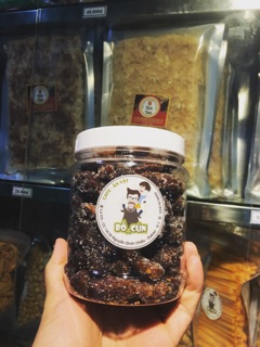 Me ngào muối ớt ( chua chua ngọt ngọt, cay Bùi)