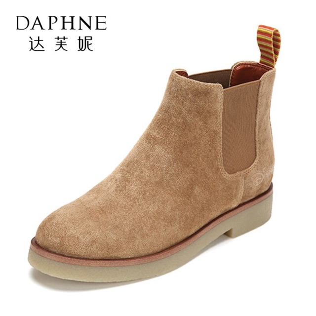 Giầy daphne có sẵnTH