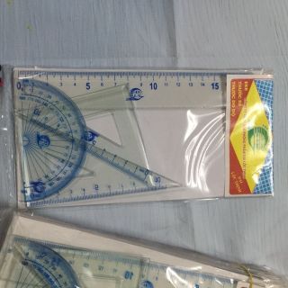1 BỘ THƯỚC KẺ (THƯỚC,ĐO ĐỘ,ÊKE,THƯỚC TAM GIÁC) THƯỚC BỘ