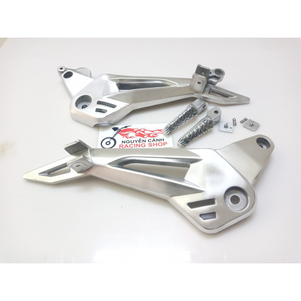 Gác chân wave dream đùi gà xếp bật bi trắng