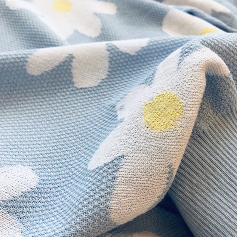 Áo Thun Dệt Kim Tay Phồng Cổ Tròn In Họa Tiết Hoa Cúc Tinh Tế Thời Trang Cho