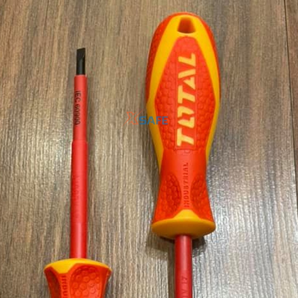 Tua vít dẹp cách điện 1000V TOTAL Tuốc nơ vít cách điện chất liệu CR-V chống oxy hoá, chống ăn mòn, không bị gỉ sét