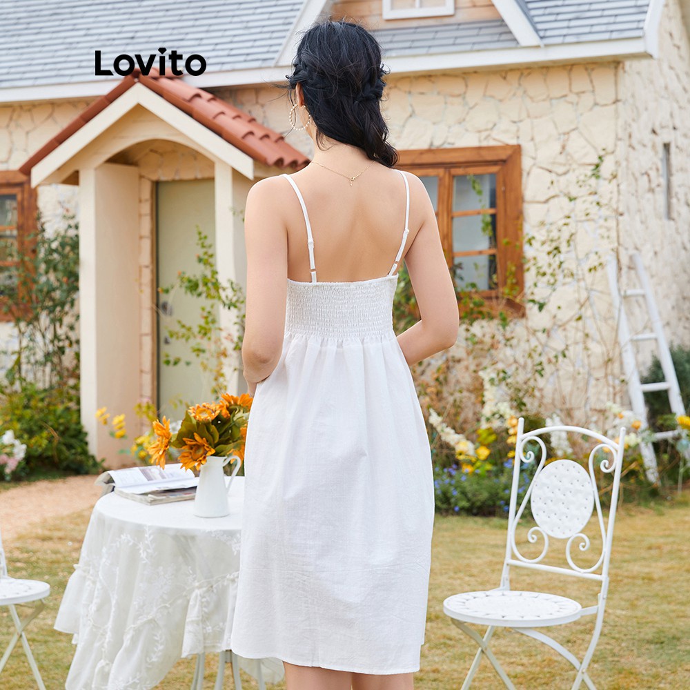 (Gợi ý từ KOL) Đầm Lovito cổ chữ V cài nút phối túi màu trơn đơn giản L12018 (Màu trắng)