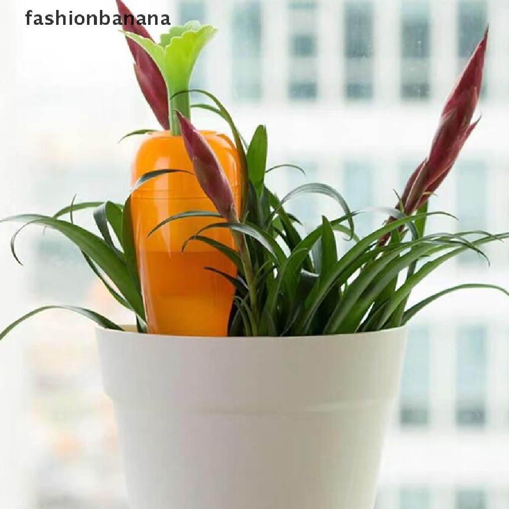 Dụng cụ tưới cây tự động hình củ cà rốt tiện lợi dễ thương