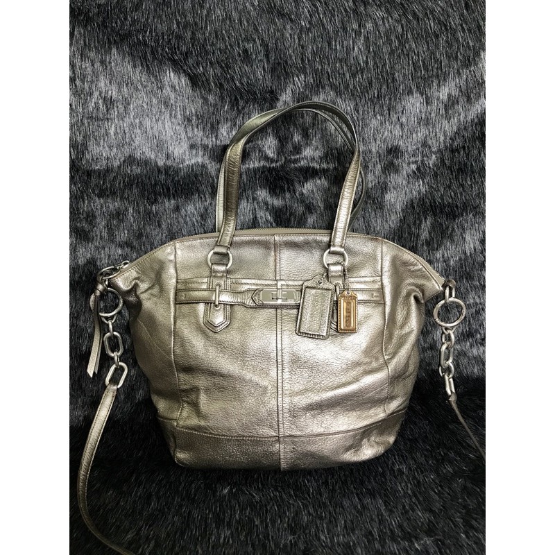 💚 đeo vai, đeo chéo màu xám chuột ánh kim Co.a.ch