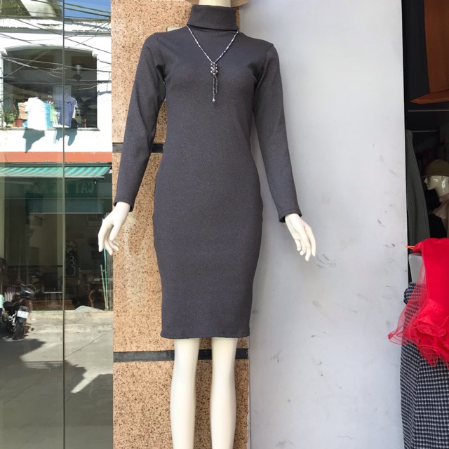 Váy len tăm body cổ lọ