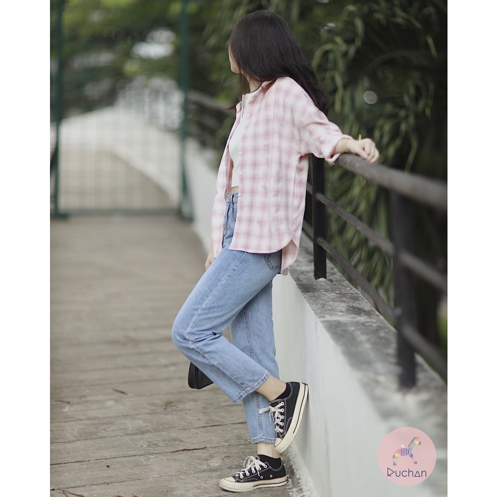 Áo sơ mi caro nữ form rộng RUCHAN kiểu tay dài kẻ sọc oversized có cổ khoác ngoài thiết kế thời trang màu caro hồng