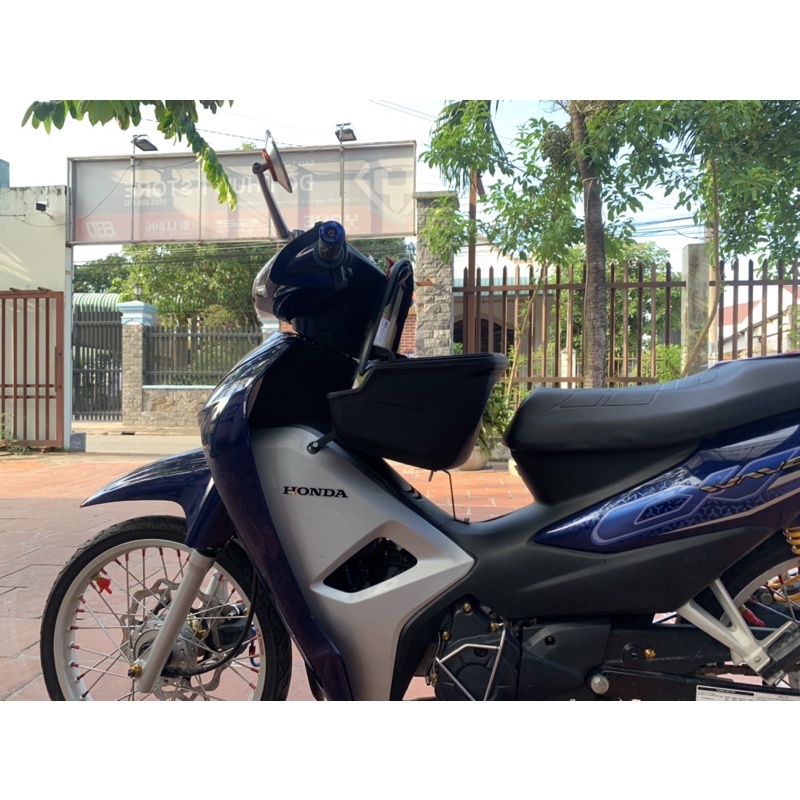 Thùng giữa G12N và pat gắn xe Wave 110