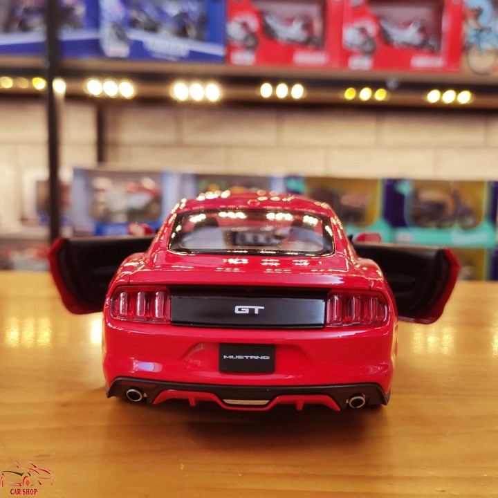 Mô hình xe trưng bày Ford Mustang GT hãng Welly tỉ lệ 1:24 màu đỏ