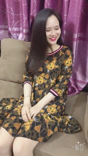 Váy xuông mèo