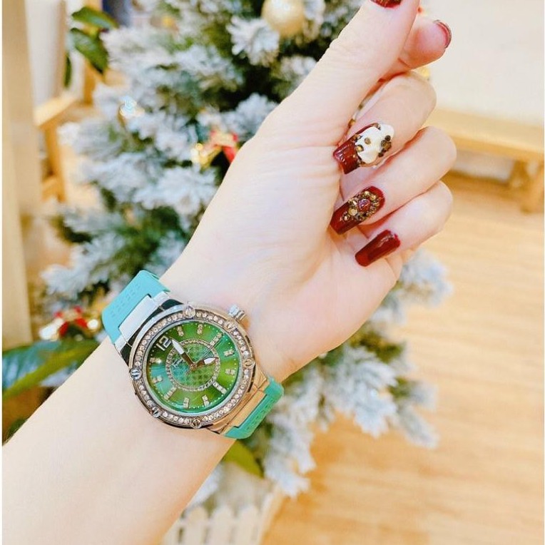 Đồng hồ nữ ferragamo viền đính đá kim cương sang chảnh,đẳngcấp, quý phái