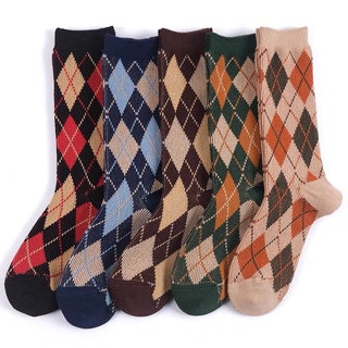 Tất len Unisex hoạ tiết quả trám classic