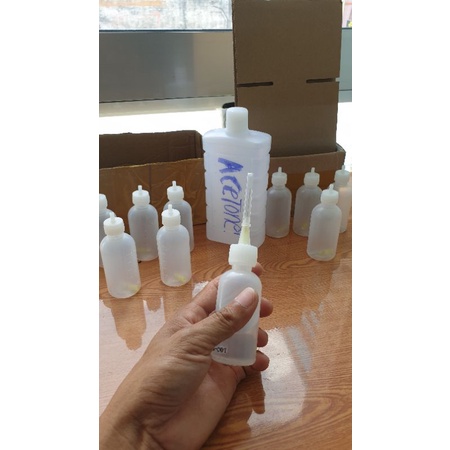 Nước rửa acetone