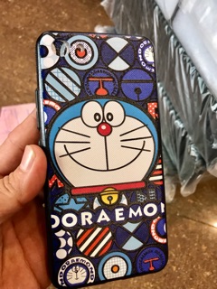 Ốp lưng in nổi Doraemon
