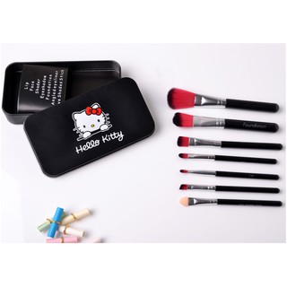 BỘ CỌ TRANG ĐIỂM HELLO KITTY – 7 MÓN