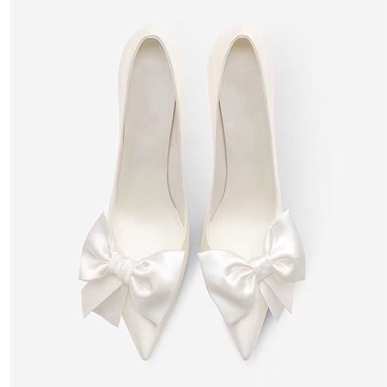 Giày Cao Gót Vải Satin Đính Nơ Xinh Xắn Cho Cô Dâu