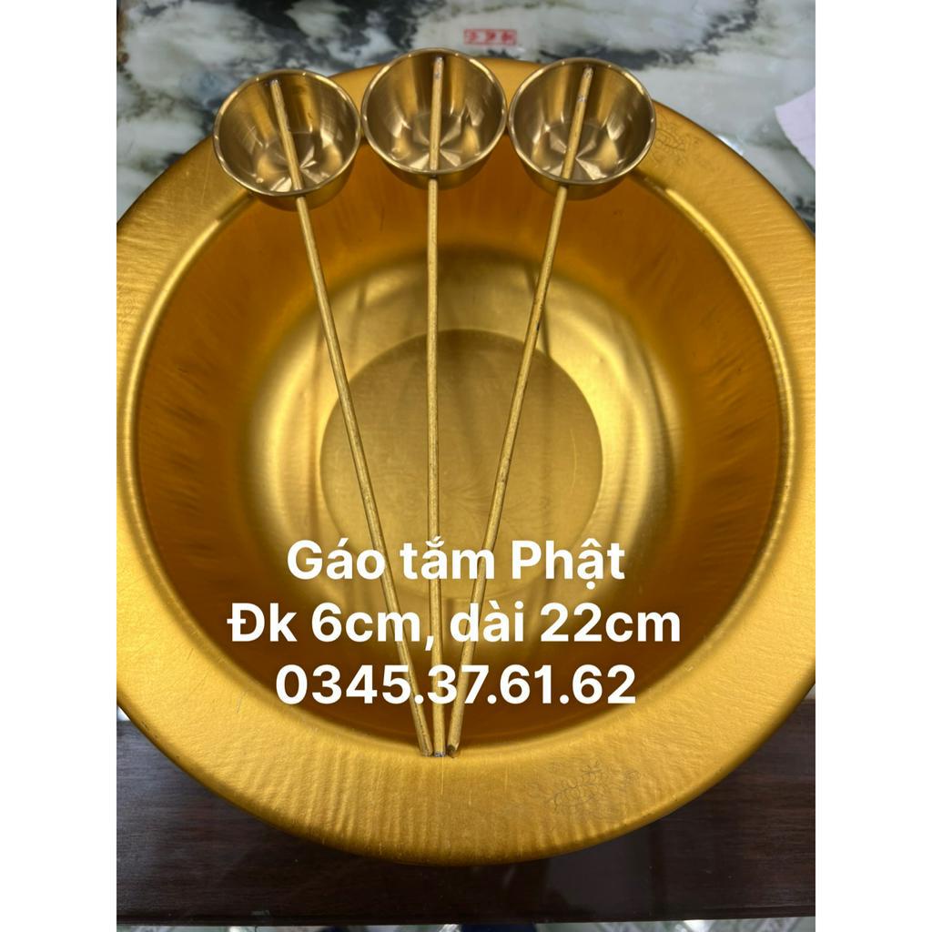 Chậu vàng tắm Phật