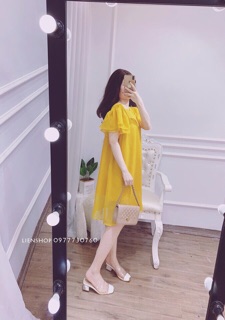 Váy suông tay bồng