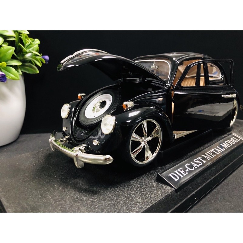 Mô hình xe cổ Volkswagen Beetle tỷ lệ 1:18 cao cấp bằng hợp kim