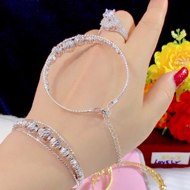 Vòng tay kiểu bi màu bạch kim cao cấp mẫu mới về