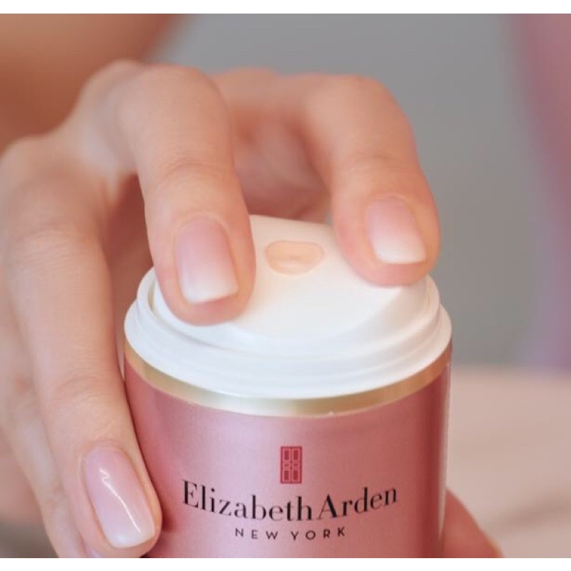 Kem dưỡng mắt chống lão hoá Elizabeth Arden Retinol Ceramide Line Erasing Eye Cream